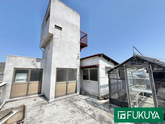 5-Storey 6LDK Steel Home with Workshop in Himeji Castle Town - Thumbnail 2
