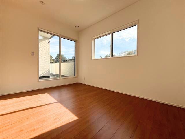 New 3LDK House for Sale in Komono, Mie with Parking - Thumbnail 4