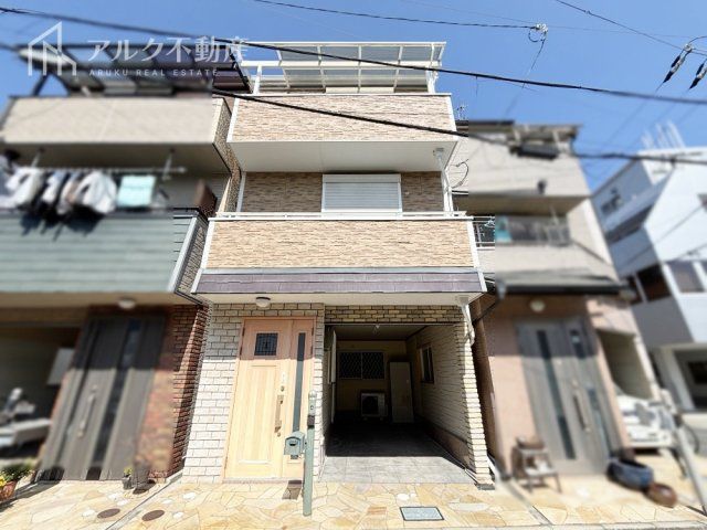 Renovated 3LDK House Near Sanda Station, Amagasaki - Image 1