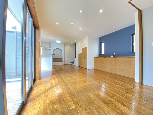 4LDK Detached House for Sale in Himeji, Hyogo | 109.23㎡ - Thumbnail 3