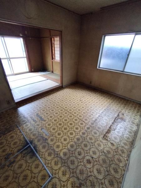 5DK Detached House for Sale in Chuoaka Town, Osaka - Thumbnail 3