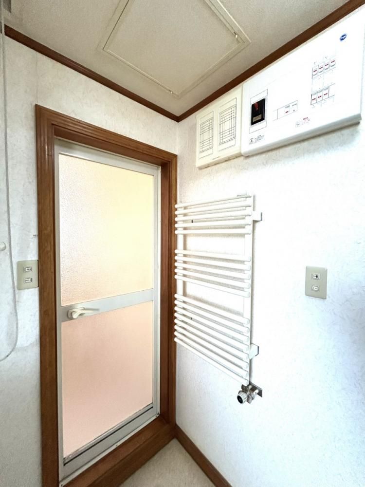 4SLDK Detached House for Sale in Date, Hokkaido - Renovated with Warranty - Thumbnail 3