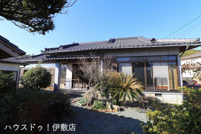 Spacious 4LDK House in Hioki, Kagoshima - 142m2 - Thumbnail 2
