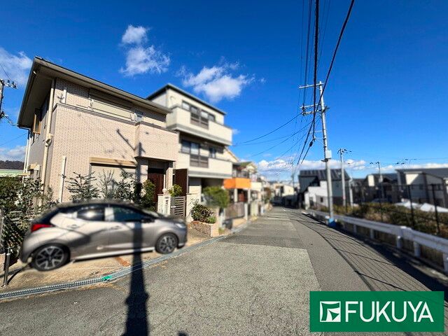 2LDK House for Sale in Toyonaka, Osaka – 88 sqm - Thumbnail 2