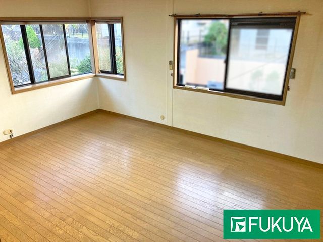 4SLDK Family Home with 3 Car Parking in Kobe Kita Ward - Thumbnail 4
