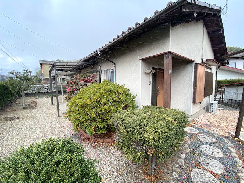 2LDK Detached House for Sale in Yokkaichi City, Mie - Thumbnail 2