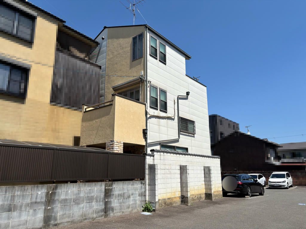 4LDK Wooden House in Kamigyo-ku, Kyoto - 100.96 sqm - Image 1