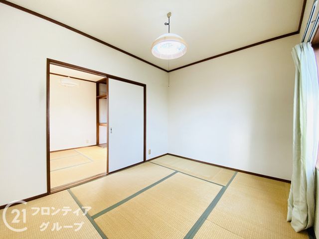 4LDK Family Home for Sale near Owada Station, Moriguchi - Thumbnail 3