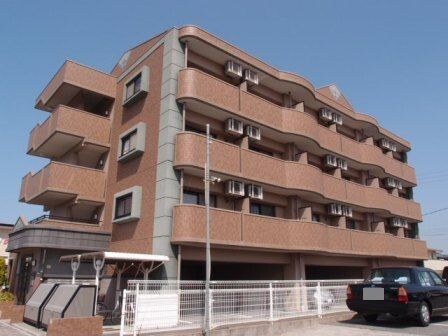 2LDK Apartment for Rent in Wakamatsu-ku, Kitakyushu, 52.99 sqm - Thumbnail 4