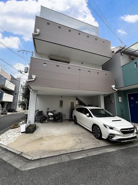 5LDK House for Sale in Higashiyodogawa-ku, Osaka - Thumbnail 2