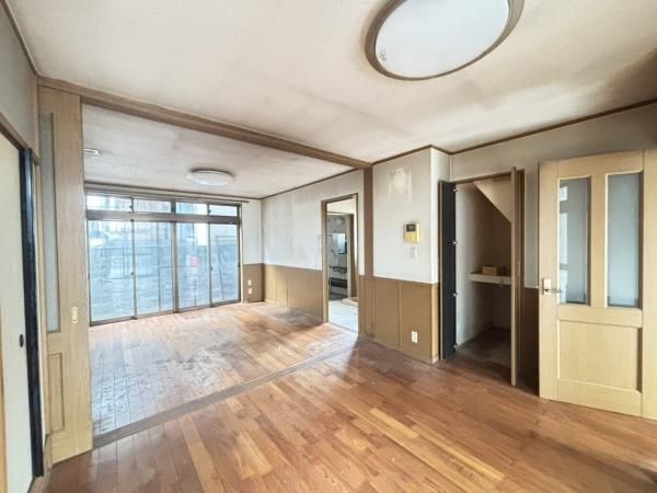 3DK Detached House for Sale in Yamashina, Kyoto - Thumbnail 3