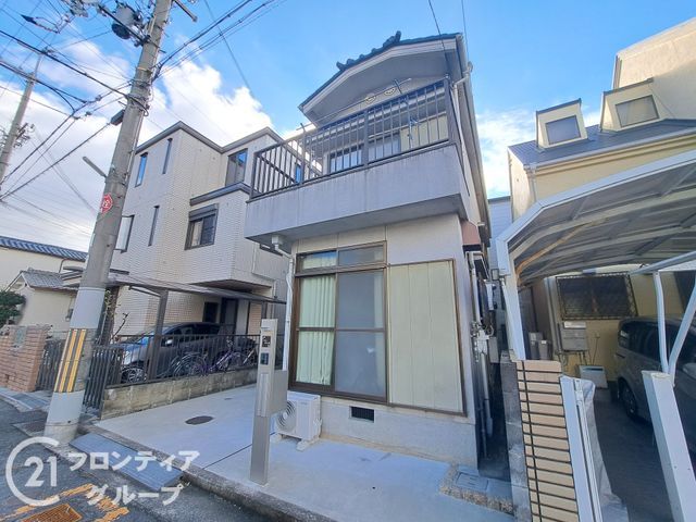 5DK Family House for Sale in Yao, Osaka - Near Kawachi-Yamamoto Station - Thumbnail 2