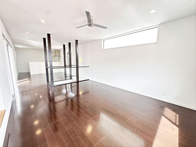 3LDK Detached House for Sale in Kurakuen, Nishinomiya - Thumbnail 2