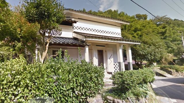 Traditional 10DK House with Land Package in Shinonsen, Hyogo - Image 1