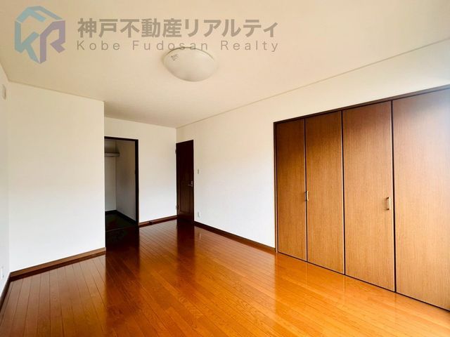 4LDK Detached House in Kobe Nishi Ward with 2025 Renovation - Thumbnail 3