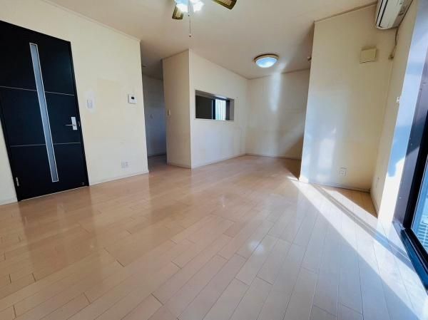 4LDK All-Electric House for Sale in Sennan City, Osaka - Thumbnail 4