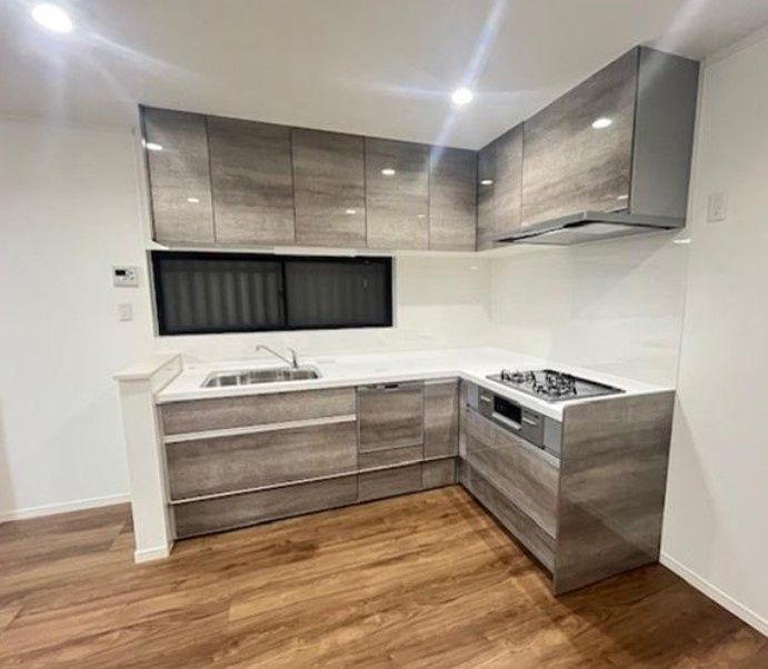 Renovated 4LDK Steel House Near Bentencho Station, Osaka - Thumbnail 4