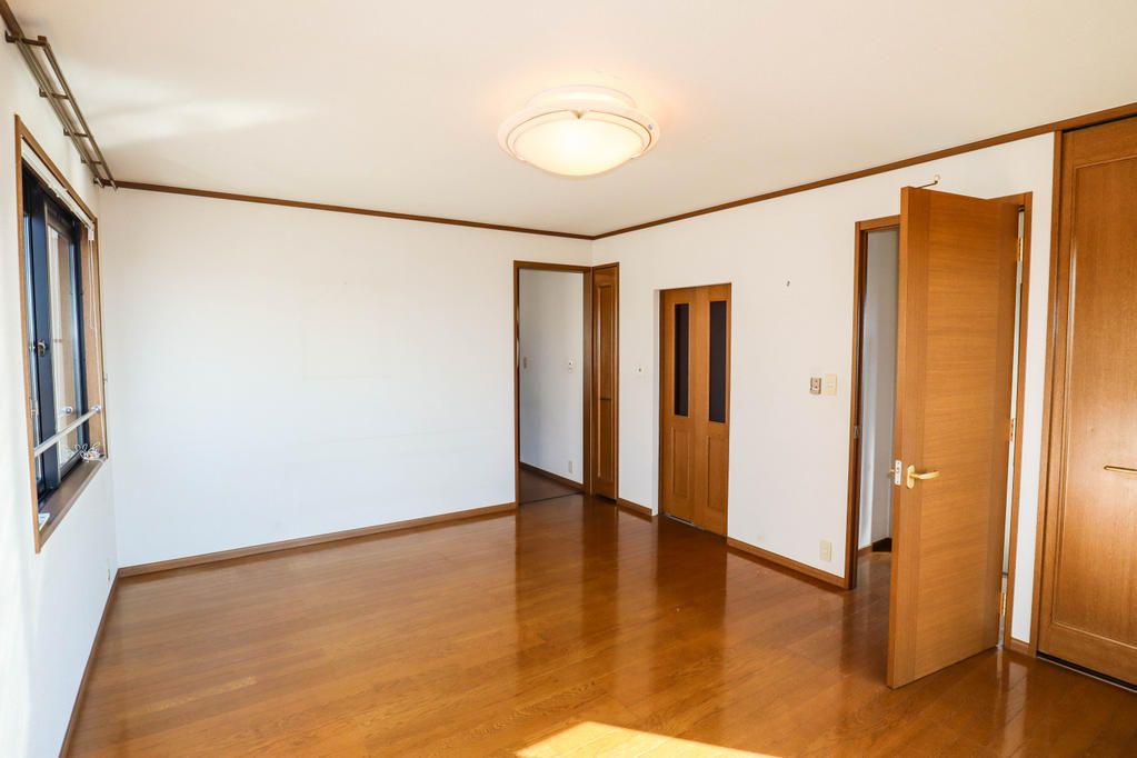 5SLDK Multi-Generational Home with Elevator in Nishinomiya - Thumbnail 4