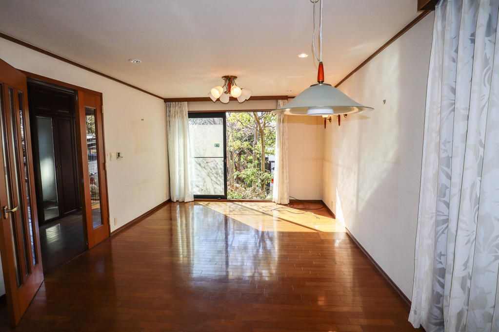 5SLDK Multi-Generational Home with Elevator in Nishinomiya - Thumbnail 2