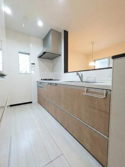 4LDK House Near Hirano Station – 112sqm Built 2015 – Osaka — Kitchen, Hirano, Osaka