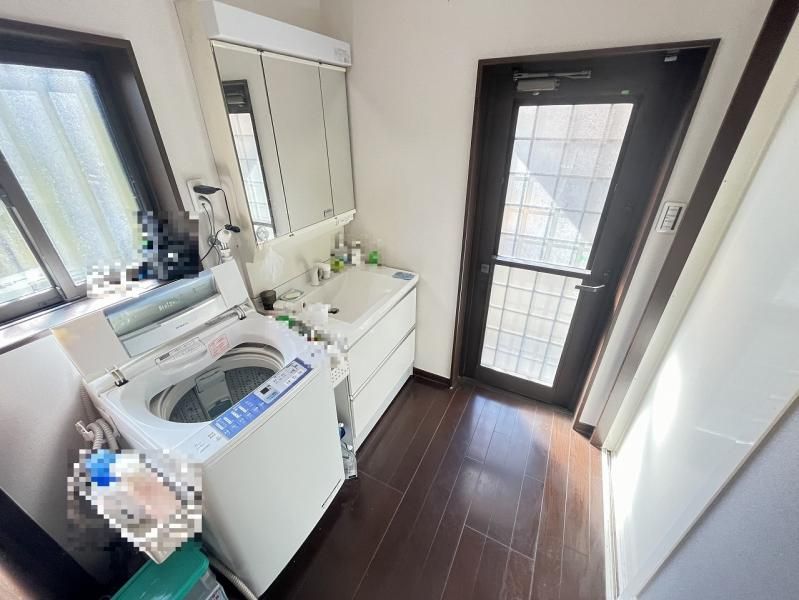 4SLDK Corner Lot House in Sennan City, Osaka - Thumbnail 3