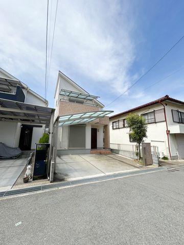 Modern 4LDK House for Sale in Hirakata, Osaka - Thumbnail 4