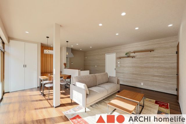 Renovated 3LDK House in Himeji with 1st Floor Living - Thumbnail 3