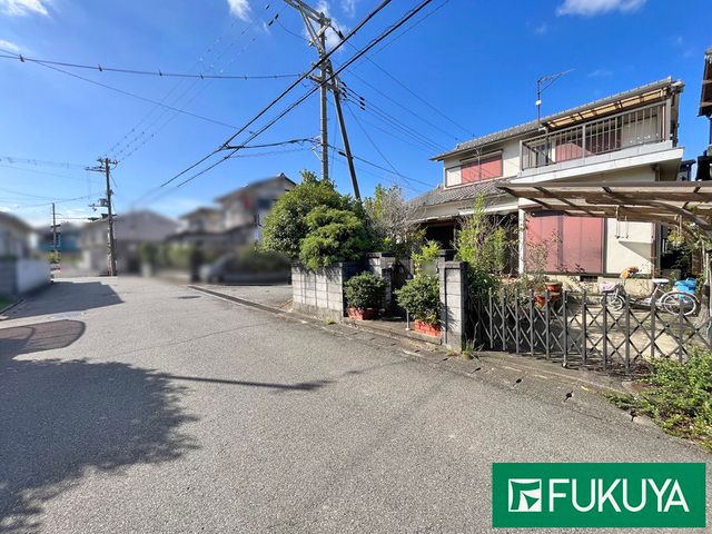 5DK Corner House for Sale in Himeji, Hyogo | Excellent Sunlight - Thumbnail 2