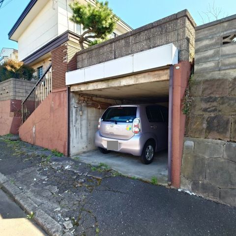 5LDK Detached House for Sale in Shirotori-dai, Muroran, Hokkaido - Thumbnail 3