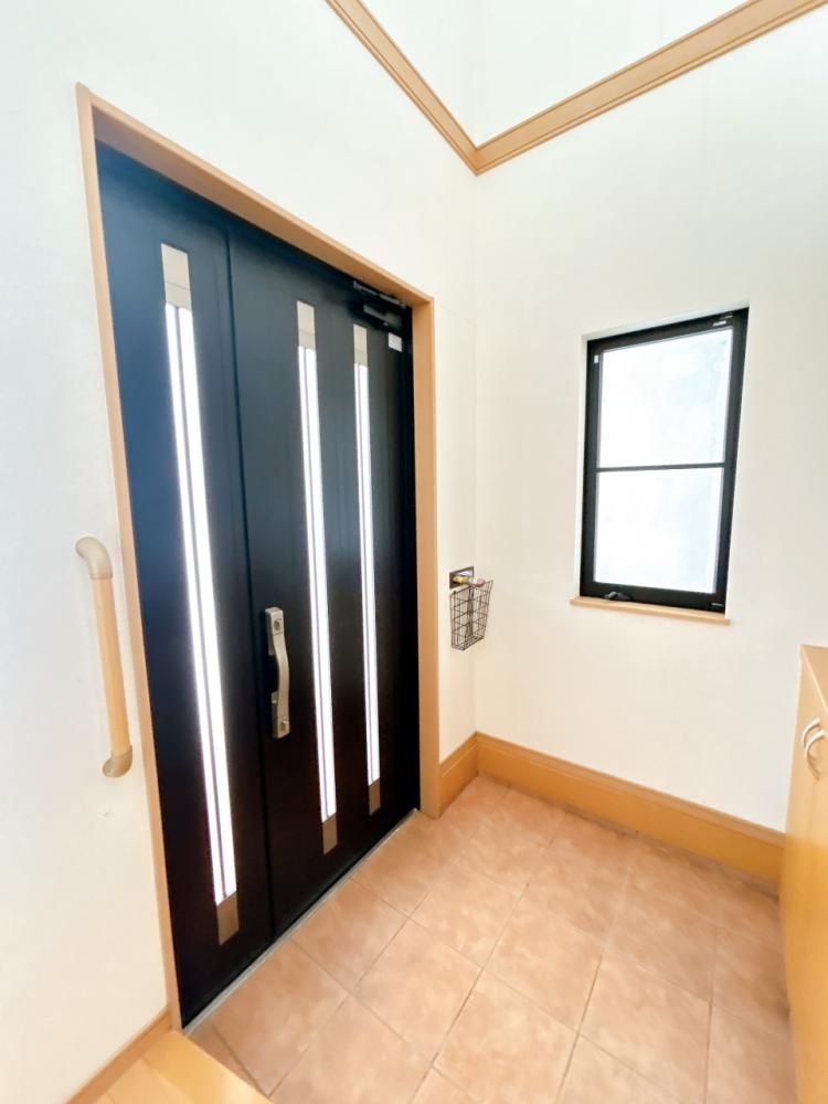 4LDK Renovated House for Sale in Fukui City, Fukui - Image 1