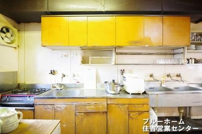 4K Wooden Shop House for Sale in Sakai Ward, Osaka — Kitchen, Sakai, Osaka
