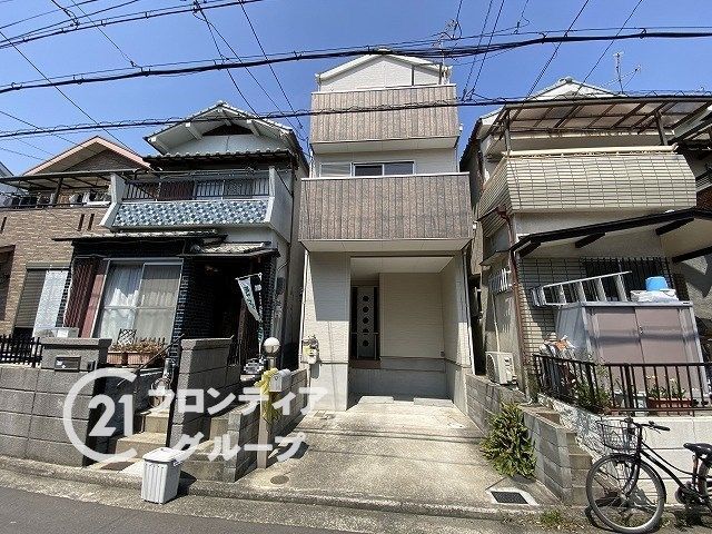 3-Story Wooden House for Sale in Sakai, Osaka - 2SLDK - Thumbnail 3