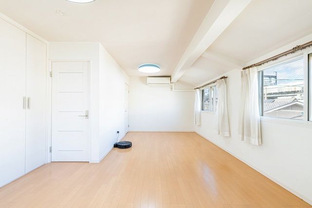 2009-Built 3LDK Detached House in Yodogawa, Osaka - Thumbnail 4