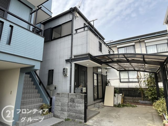3LDK Townhouse for Sale in Itami, Hyogo Prefecture - Thumbnail 3