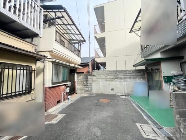 3DK Detached House for Sale in Moriguchi, Osaka - 4400000 Yen - Thumbnail 2