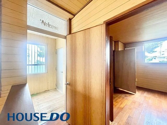 5DK House for Sale in Ginowan City, Okinawa - Thumbnail 2