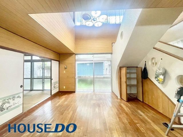 5DK House for Sale in Ginowan City, Okinawa - Thumbnail 4