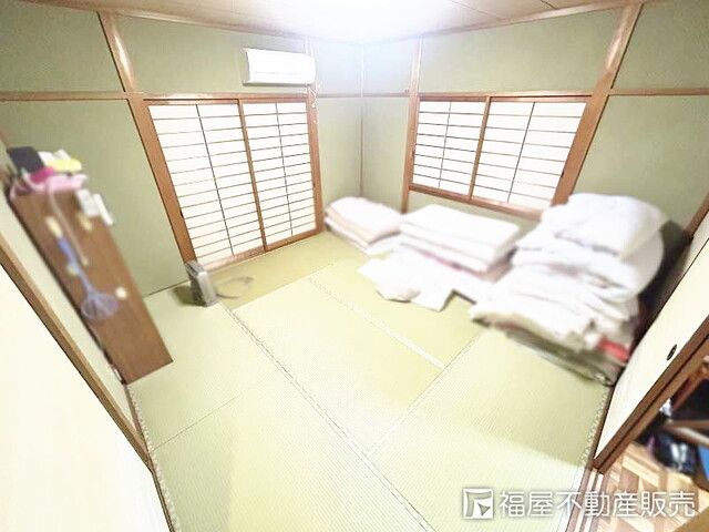 4LDK Wooden House with Garden for Sale in Ikeda, Osaka - Thumbnail 3