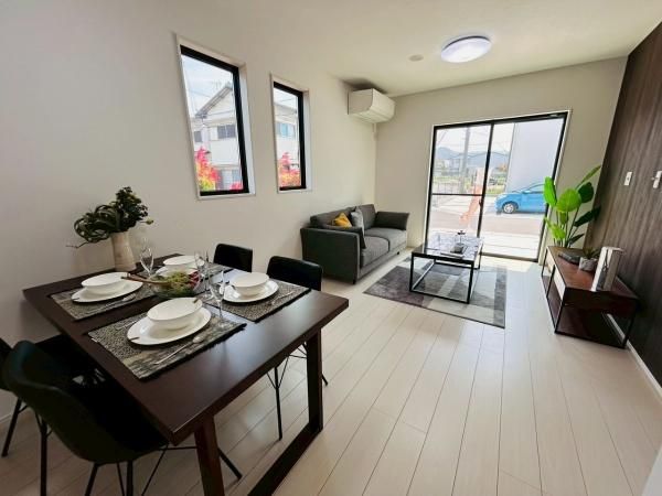 Modern 4LDK House Near Shinge Station, Sennan City, Osaka - Thumbnail 4