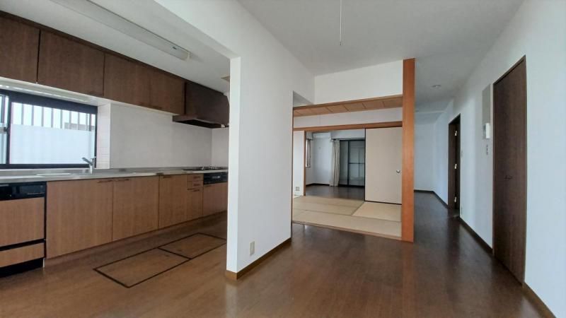 6SLDK Misawa Home in Himeji with 2022 Renovations | 178 sqm - Thumbnail 4