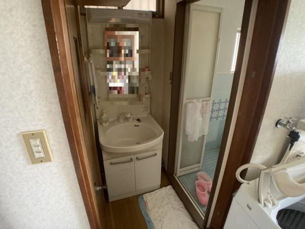 4DK Detached House for Sale in Kadoma City, Osaka - Thumbnail 2