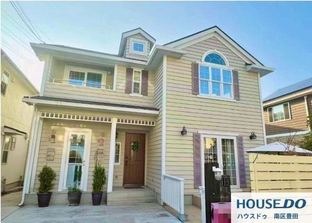 4LDK Modern House for Sale in Sakai Minami Ward, Osaka - Thumbnail 2