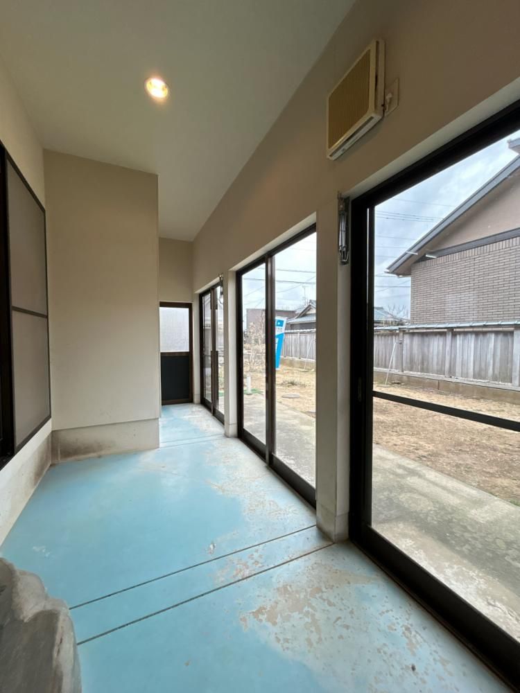 Renovated 5LDK House with 3-Car Parking in Sakai, Fukui - Thumbnail 3