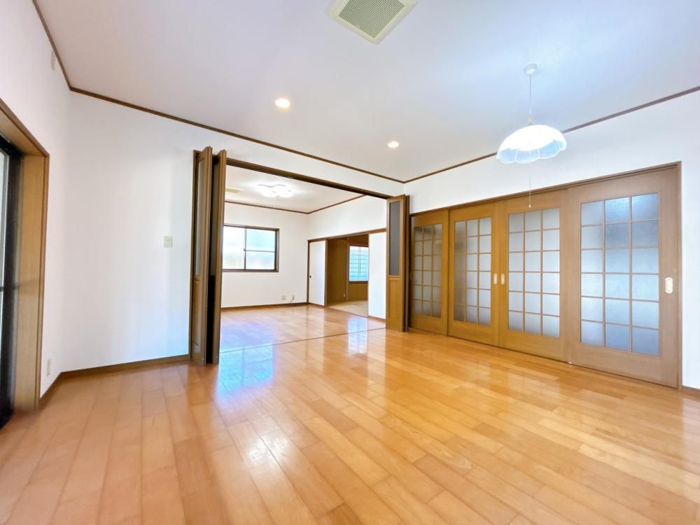 Renovated 5LDK House with 3-Car Parking in Sakai, Fukui - Thumbnail 4