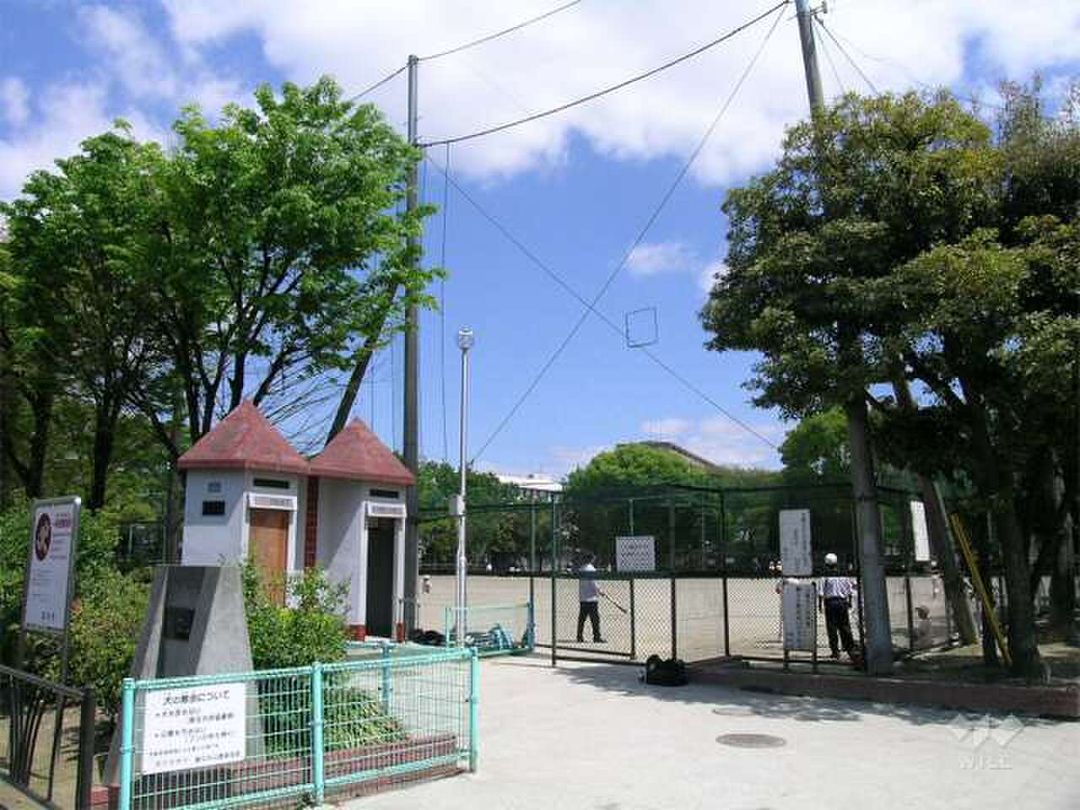 3DK Used House for Sale in Toyonaka, Osaka near Shonai Station - Thumbnail 3
