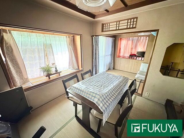 Spacious 10LDK Pre-War House for Sale in Takatori-cho, Nara - Thumbnail 4