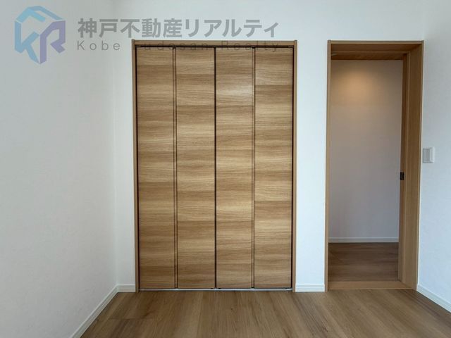 Renovated 3LDK House for Sale Near Kusshigawa Station, Nishinomiya - Thumbnail 4