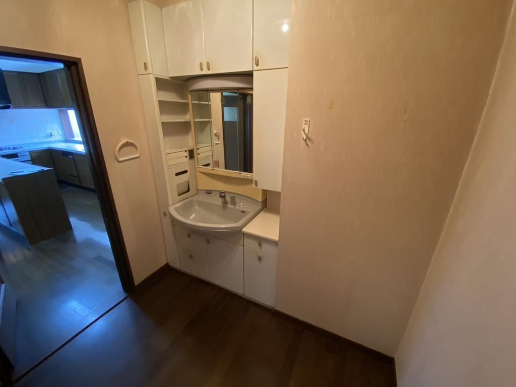 12LDK Detached House on 700sqm Land in Shinkawa, Hyogo - Thumbnail 3