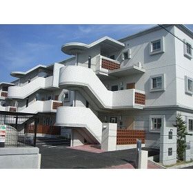 Maison Rojisu - 3-Story RC Apartment in Higashi-ku, Kumamoto - Thumbnail 3