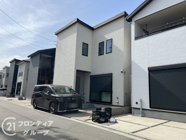 Modern 4DK House in Nishiyodogawa-ku, Osaka - 110 sqm - Thumbnail 2